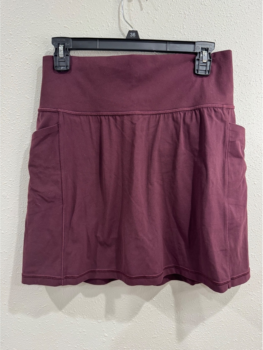 Athleta Salutation Stash 16.5” Skort Women’s M